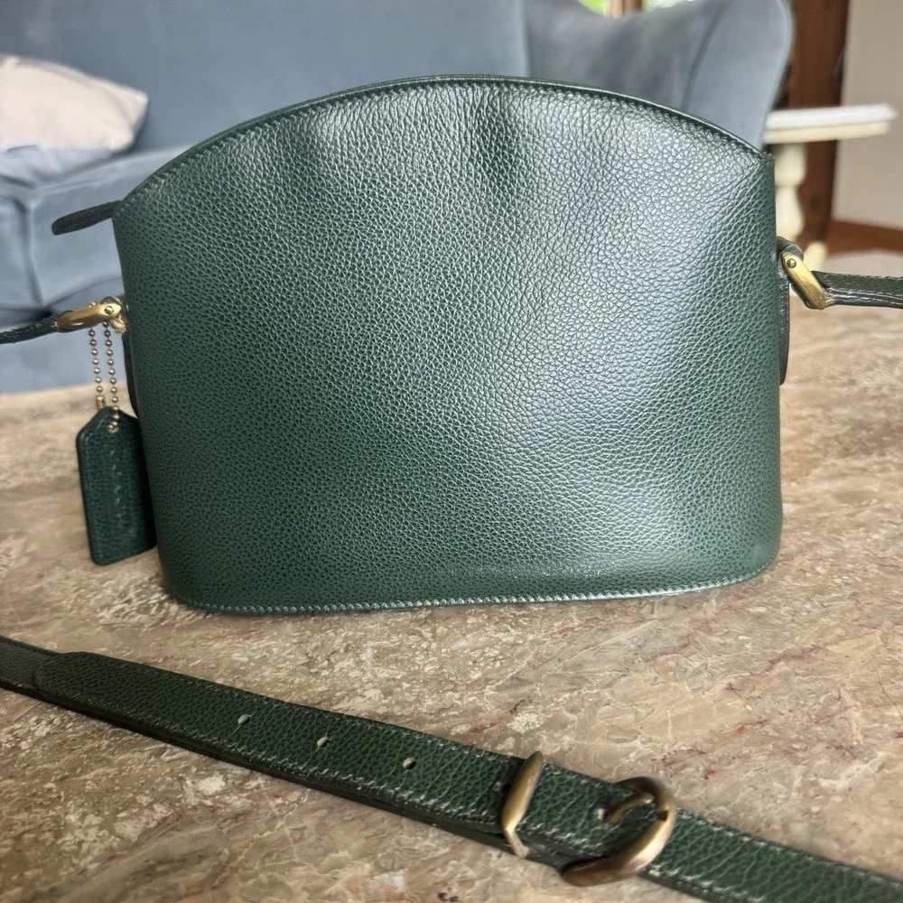Vintage 1995 Coach Pebbled Leather Green Purse ~ Adjustable Crossbody *Read